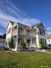 54 Chestnut Street, Bristol, CT 06010
