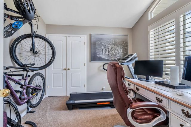 1593 W TURTLE DOVE LN, West Jordan, UT 84088