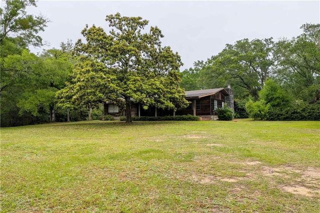 32771 Antietam Road, Lillian, AL 36549