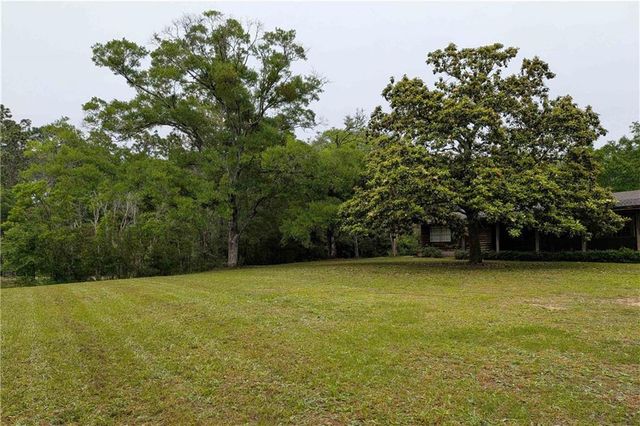 32771 Antietam Road, Lillian, AL 36549