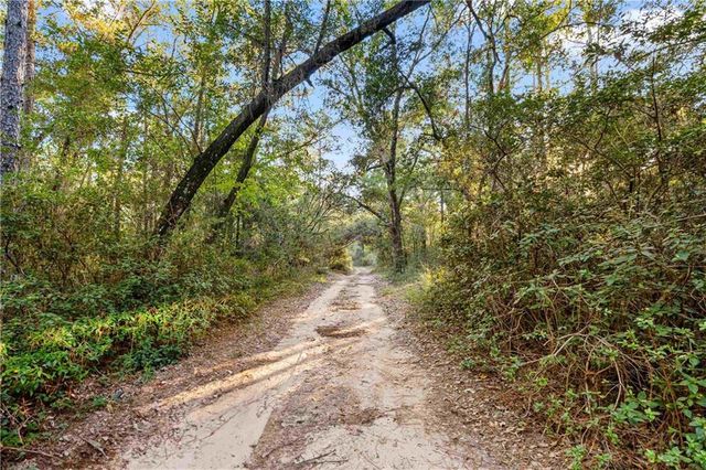 32771 Antietam Road, Lillian, AL 36549