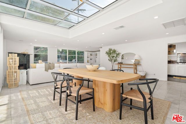 11250 Sunshine Terrace, Studio City (los Angeles), CA 91604