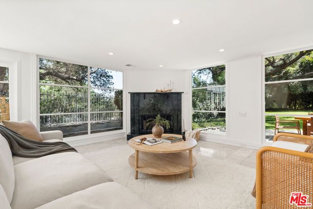 11250 Sunshine Terrace, Studio City (los Angeles), CA 91604