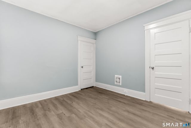 105 Carleton Avenue, Bridgeport, CT 06604