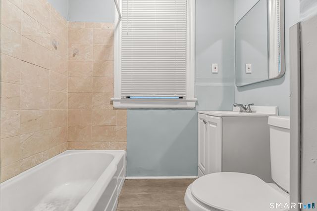 105 Carleton Avenue, Bridgeport, CT 06604