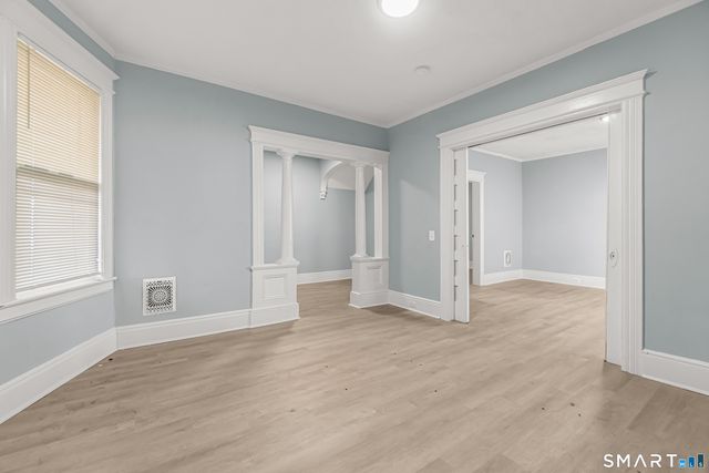 105 Carleton Avenue, Bridgeport, CT 06604