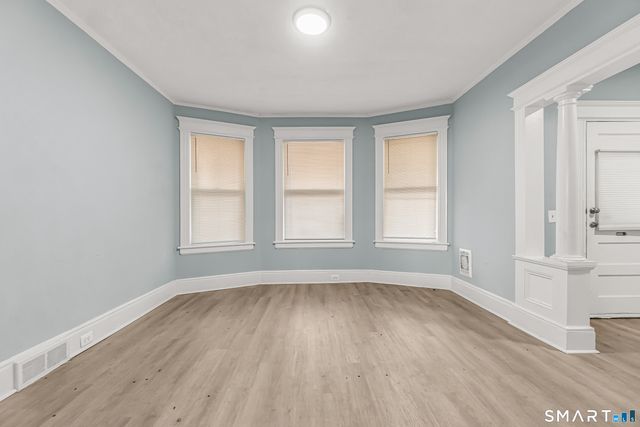 105 Carleton Avenue, Bridgeport, CT 06604