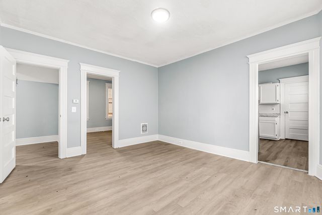 105 Carleton Avenue, Bridgeport, CT 06604