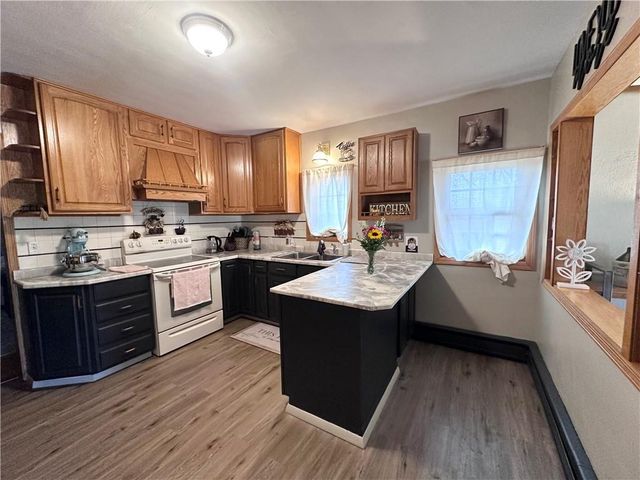 1113 E Division Street, Neillsville, WI 54456