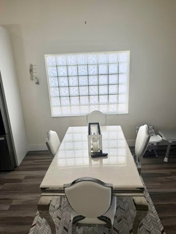 159 Berenger Walk, Royal Palm Beach, FL 33414