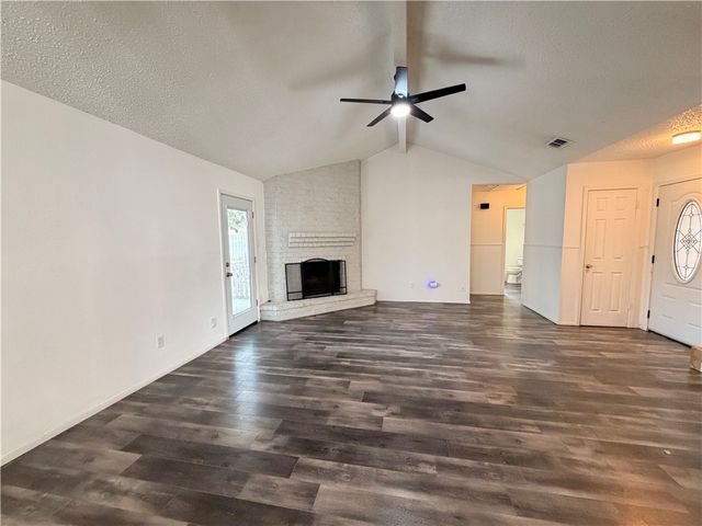 2310 Vialoux Dr, Corpus Christi, TX 78418