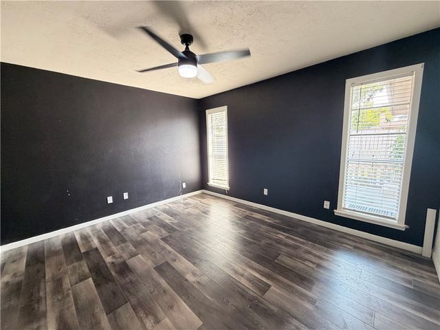 2310 Vialoux Dr, Corpus Christi, TX 78418