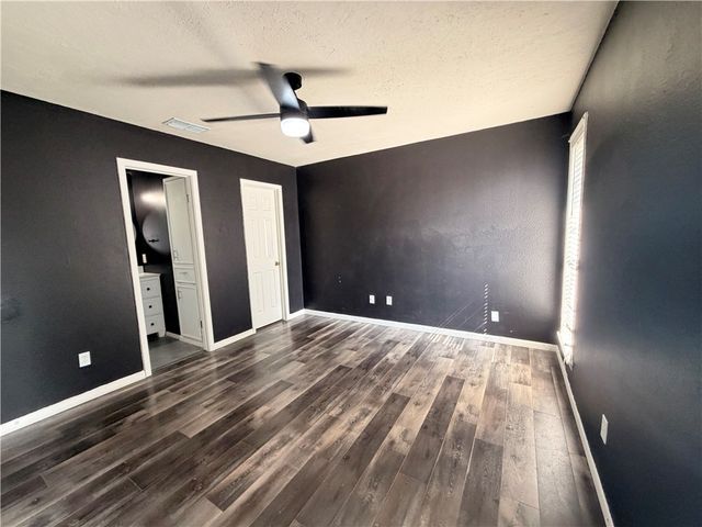 2310 Vialoux Dr, Corpus Christi, TX 78418