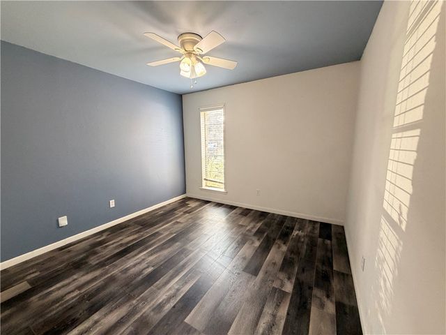 2310 Vialoux Dr, Corpus Christi, TX 78418