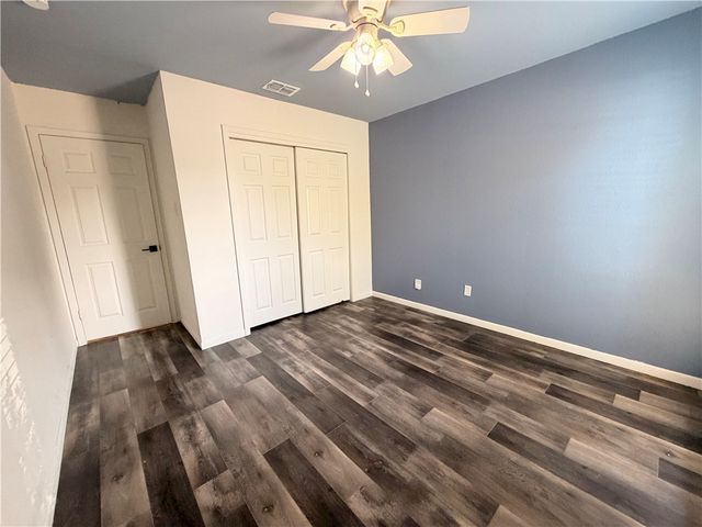 2310 Vialoux Dr, Corpus Christi, TX 78418