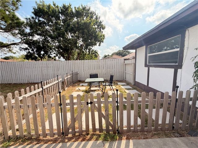 2310 Vialoux Dr, Corpus Christi, TX 78418