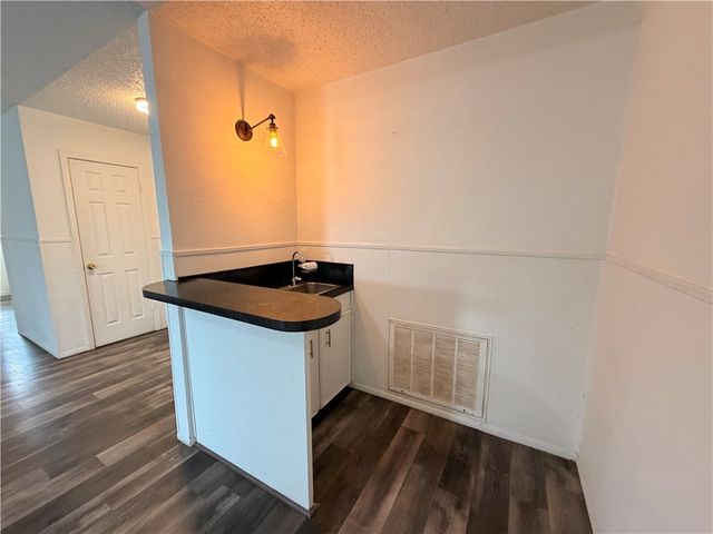 2310 Vialoux Dr, Corpus Christi, TX 78418