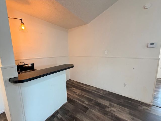 2310 Vialoux Dr, Corpus Christi, TX 78418