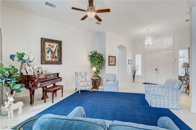 304 Covent Garden Court, Las Vegas, NV 89145