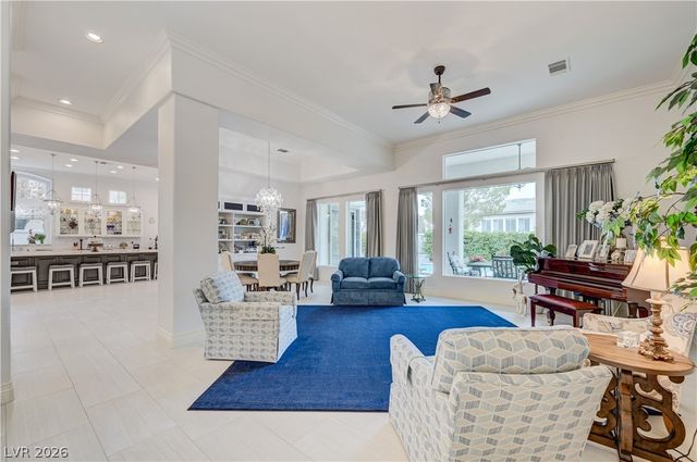 304 Covent Garden Court, Las Vegas, NV 89145