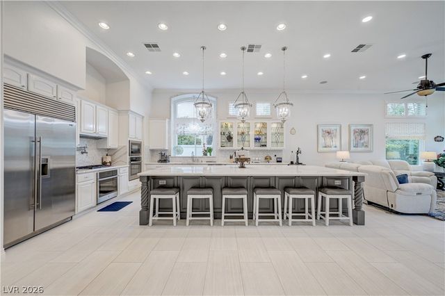 304 Covent Garden Court, Las Vegas, NV 89145