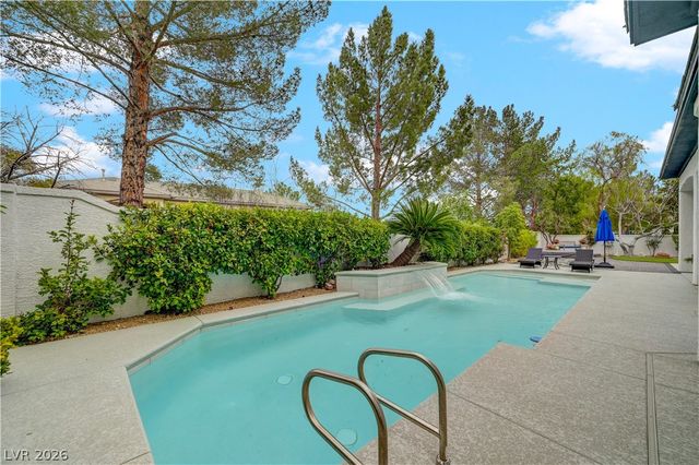 304 Covent Garden Court, Las Vegas, NV 89145