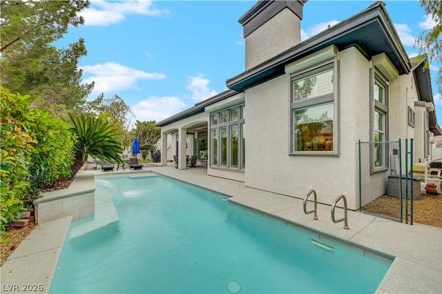 304 Covent Garden Court, Las Vegas, NV 89145