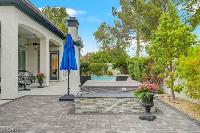 304 Covent Garden Court, Las Vegas, NV 89145