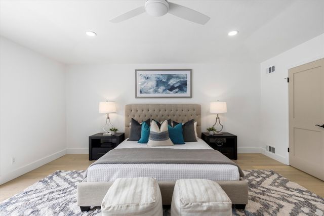 4446 Thunder Road, Dallas, TX 75244
