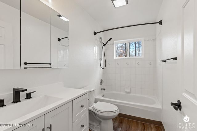 1200 N Golden Hills Drive, Palmer, AK 99645