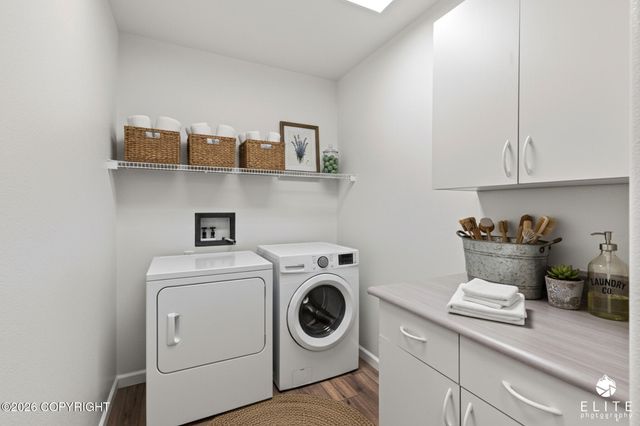 1200 N Golden Hills Drive, Palmer, AK 99645