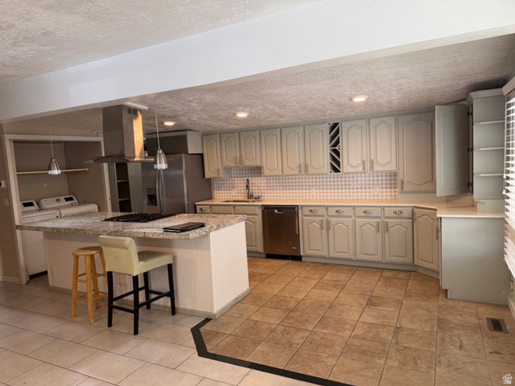 Image 16 of property listing at 5100 S 1050 W #E-37, Riverdale, UT 84405