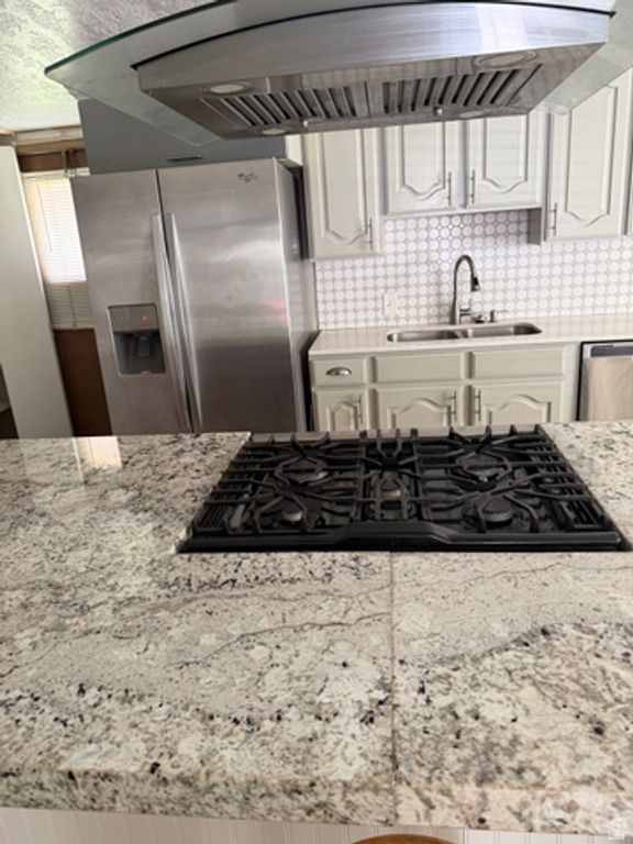 Image 3 of property listing at 5100 S 1050 W #E-37, Riverdale, UT 84405