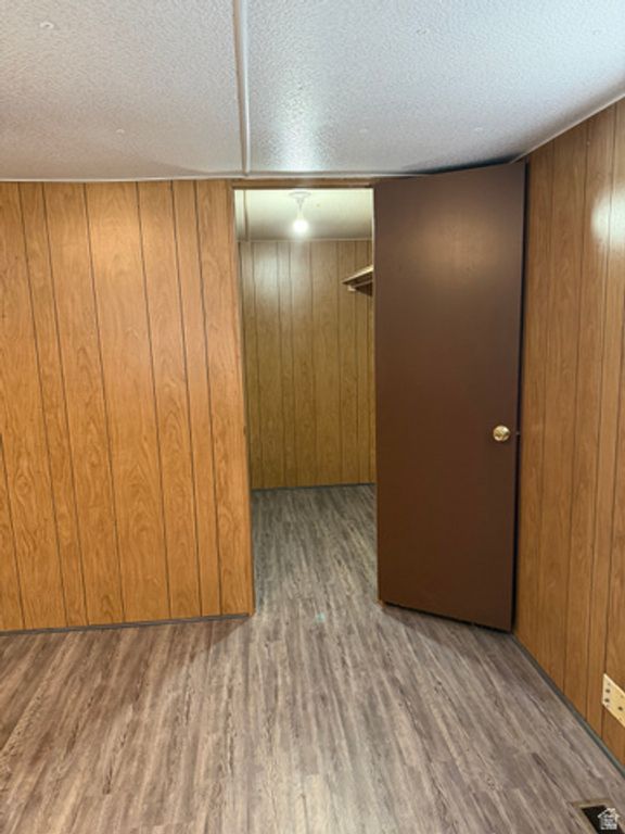 Image 7 of property listing at 5100 S 1050 W #E-37, Riverdale, UT 84405