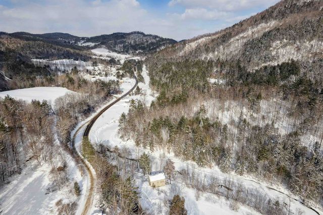 616 Vermont Route 110, Tunbridge, VT 05077