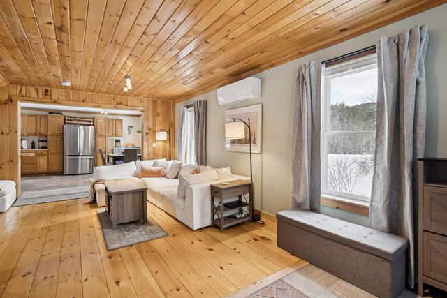 616 Vermont Route 110, Tunbridge, VT 05077