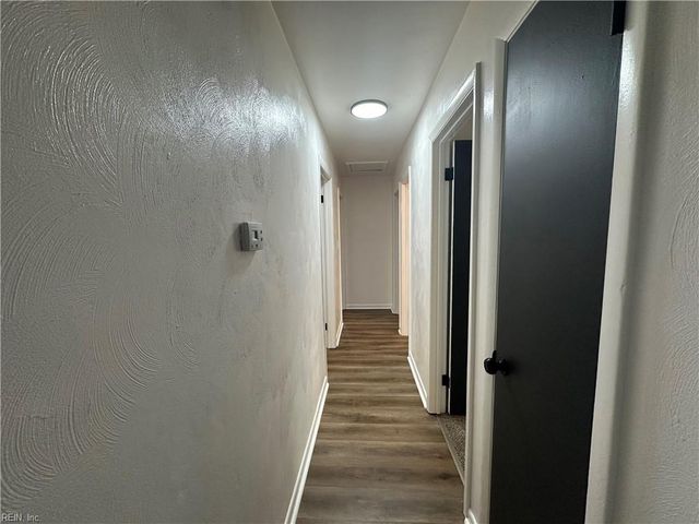 1610 Elmhurst LN, Portsmouth, VA 23701