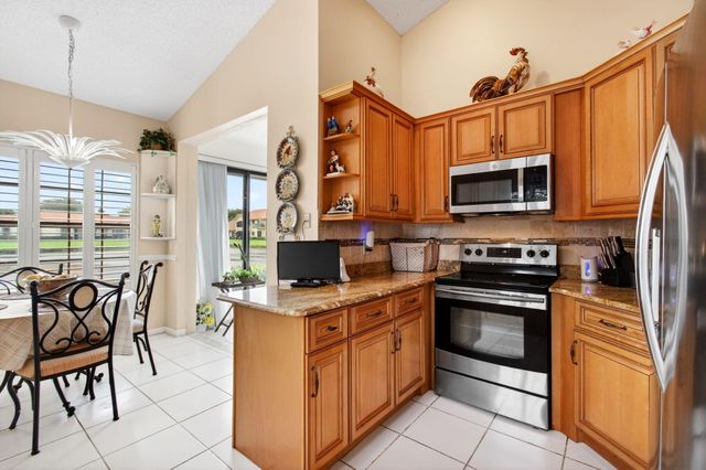 8316 Waterline Drive 102, Boynton Beach, FL 33472