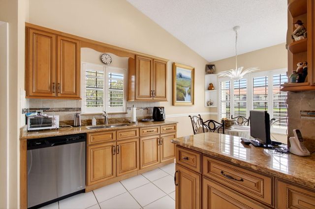 8316 Waterline Drive 102, Boynton Beach, FL 33472