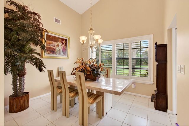 8316 Waterline Drive 102, Boynton Beach, FL 33472