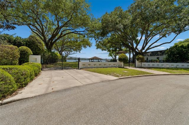 4801 BIG OAKS LANE, Orlando, FL 32806