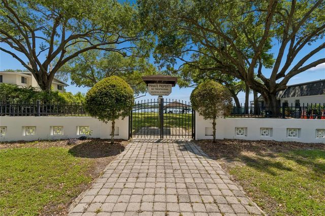 4801 BIG OAKS LANE, Orlando, FL 32806