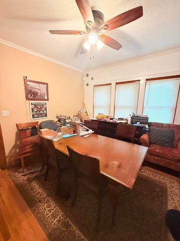 1682 Van Buren Avenue, Des Plaines, IL 60018