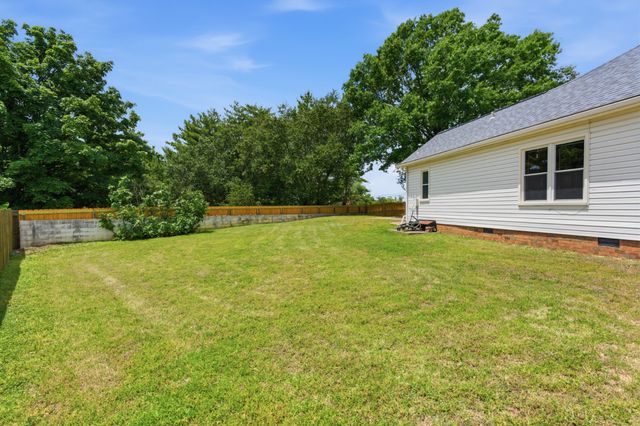 5133 Brittany Dr, Old Hickory, TN 37138