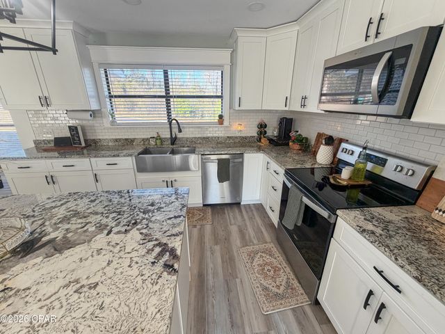 4343 Angela Drive, Marianna, FL 32446