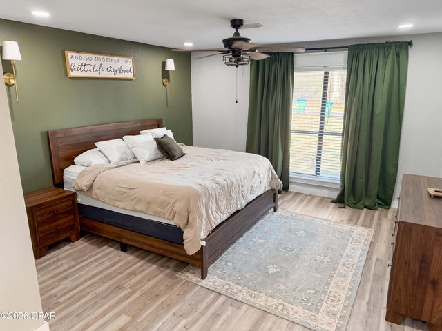 4343 Angela Drive, Marianna, FL 32446