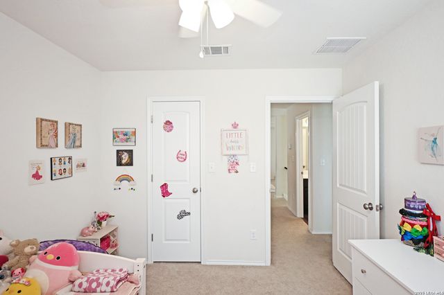 138 BUTTERCUP BND, New Braunfels, TX 78130