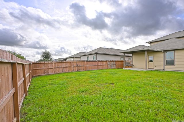 138 BUTTERCUP BND, New Braunfels, TX 78130