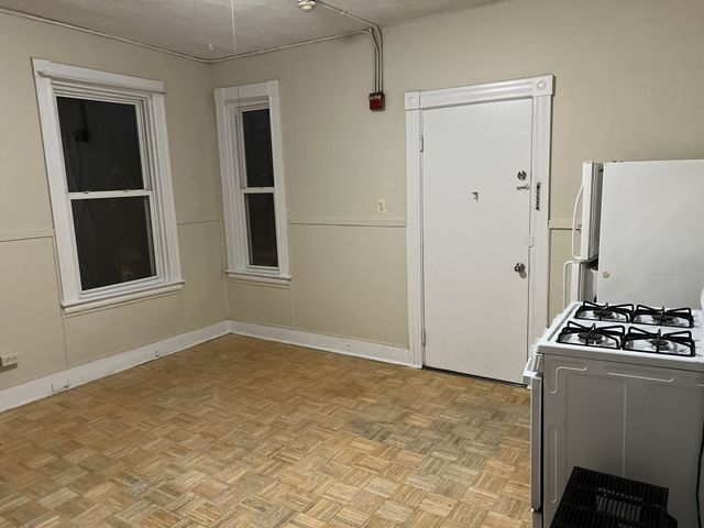 635 Park Avenue, Woonsocket, RI 02895