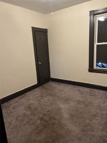 635 Park Avenue, Woonsocket, RI 02895